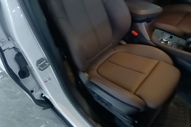 Used BMW X1 2020 sDrive25Li Leading Model Right Front Seat
