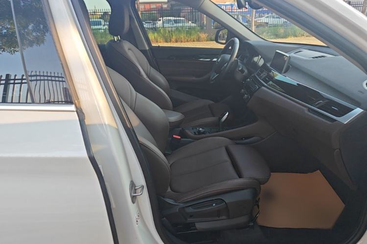 Used BMW X1 2020 sDrive20Li Fashion Model Right Front Seat