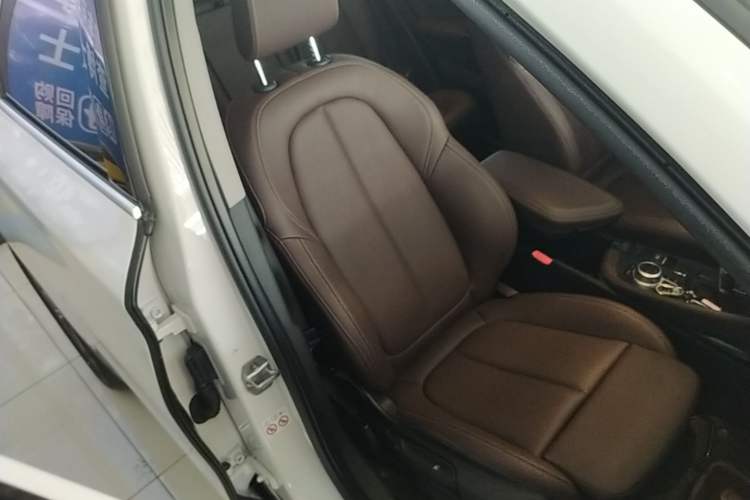 Used BMW X1 2020 sDrive20Li Premium Edition Right Front Seat