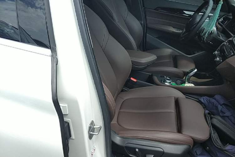 Used BMW X1 2020 sDrive25Li Leading Model Right Front Seat