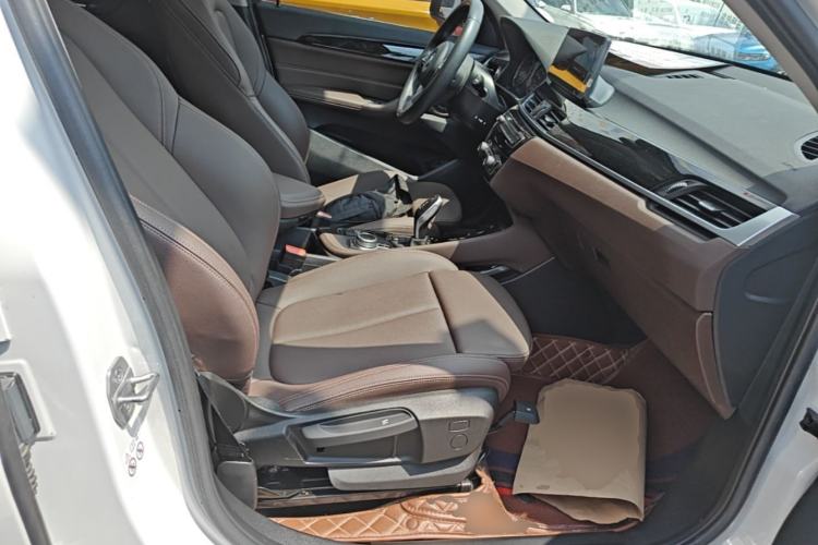 Used BMW X1 2020 sDrive20Li Premium Edition Right Front Seat