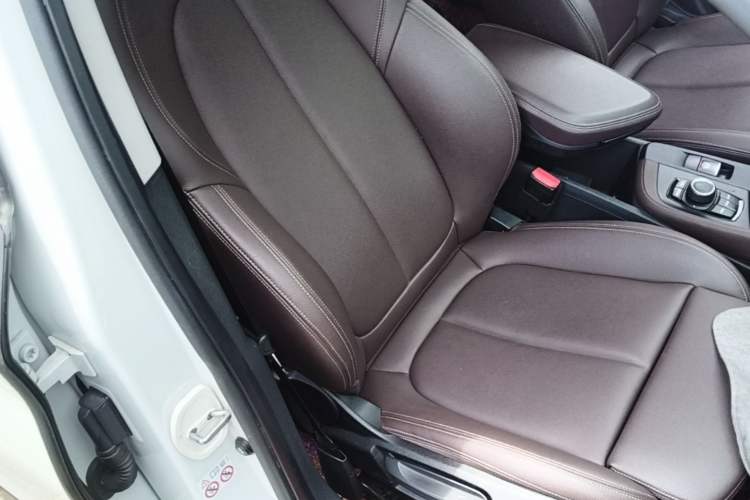 Used BMW X1 2020 sDrive20Li Fashion Model Right Front Seat