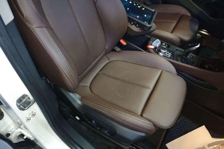 Used BMW X1 2020 sDrive25Li Leading Model Right Front Seat