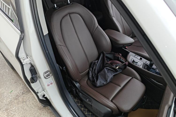 Used BMW X1 2020 sDrive20Li Fashion Model Right Front Seat