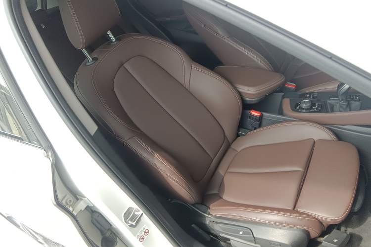 Used BMW X1 2020 sDrive20Li Fashion Model Right Front Seat