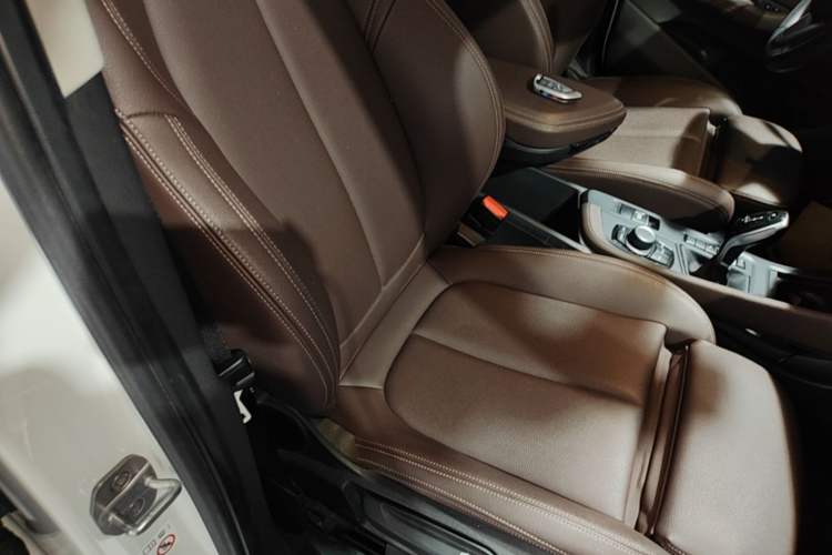 Used BMW X1 2020 sDrive20Li Fashion Model Right Front Seat