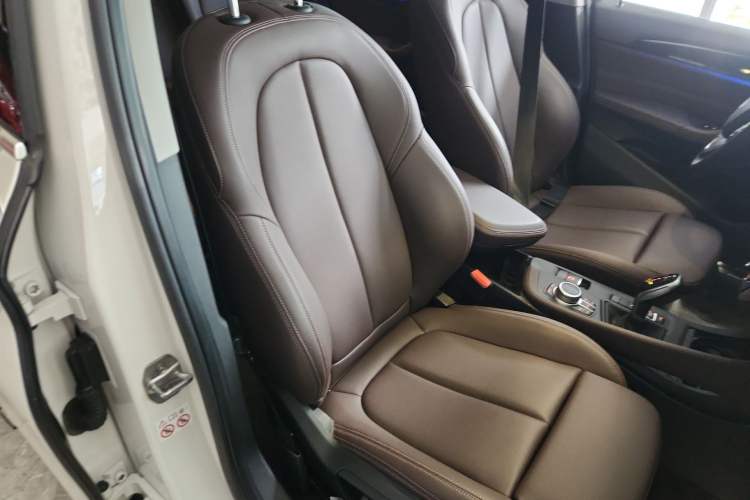 Used BMW X1 2020 sDrive25Li Leading Model Right Front Seat