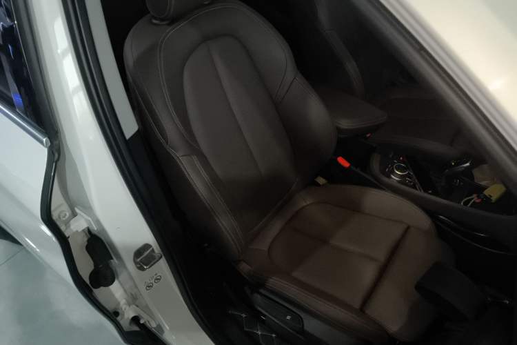 Used BMW X1 2020 sDrive20Li Premium Edition Right Front Seat