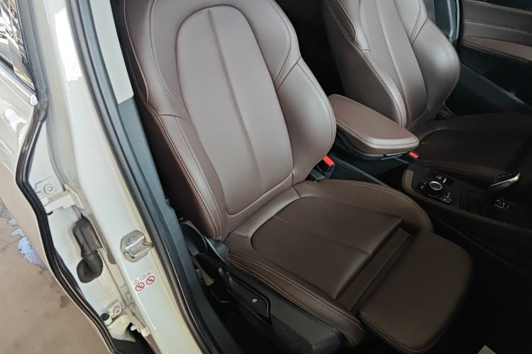 Used BMW X1 2020 sDrive20Li Fashion Model Right Front Seat
