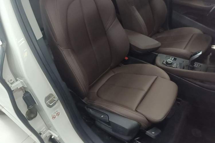 Used BMW X1 2020 sDrive20Li Fashion Model Right Front Seat