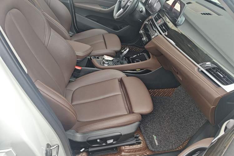 Used BMW X1 2020 xDrive25Li Luxury Edition Right Front Seat