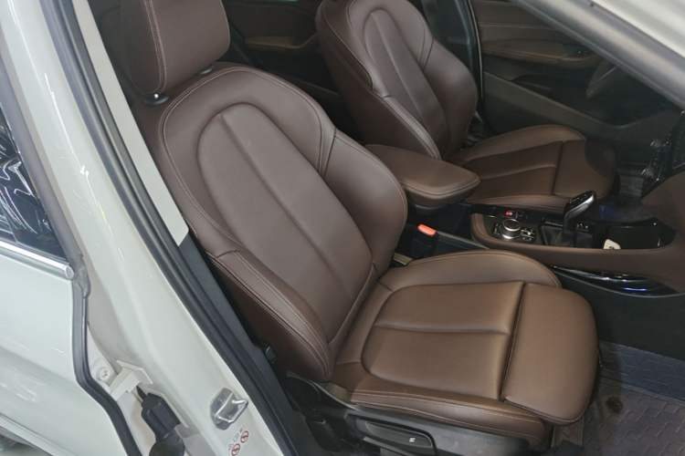 Used BMW X1 2020 sDrive20Li Premium Edition Right Front Seat