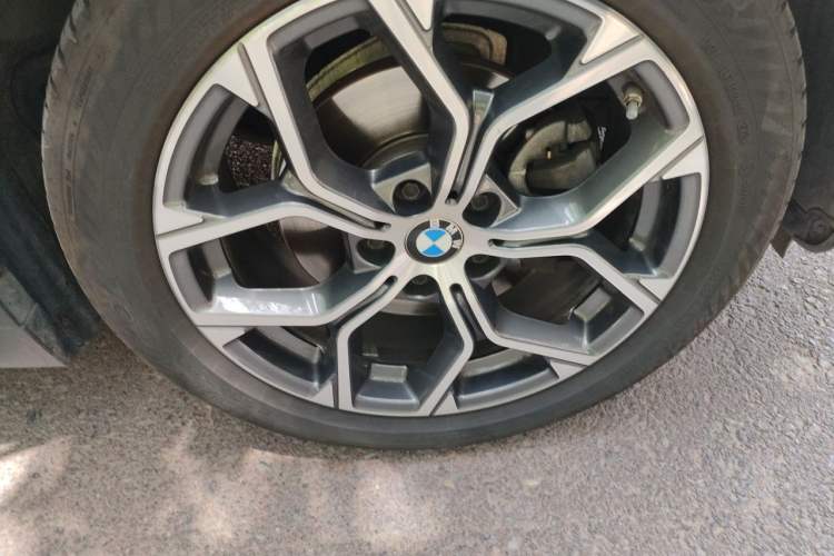 Used BMW X1 2020 sDrive20Li Premium Edition Right Front Wheel Hub