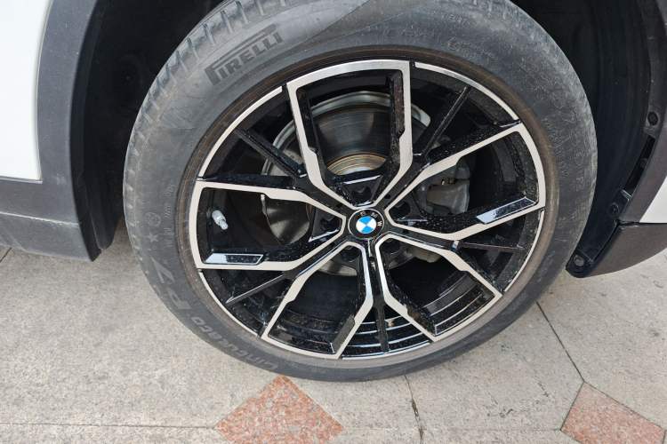 Used BMW X1 2020 sDrive20Li Fashion Model Right Front Wheel Hub