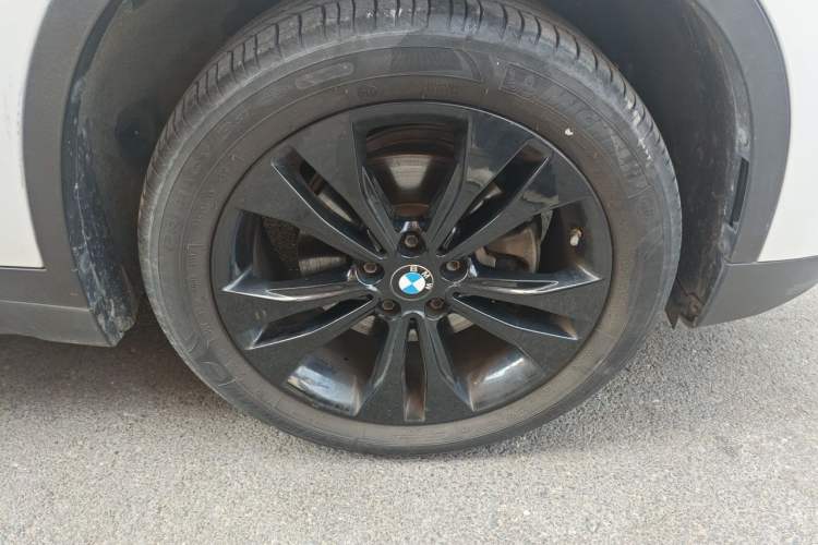 Used BMW X1 2020 sDrive20Li Fashion Model Right Front Wheel Hub
