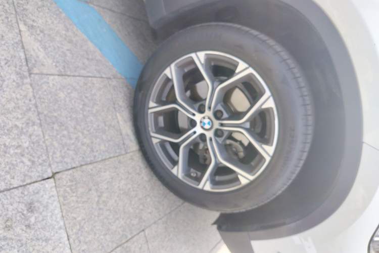 Used BMW X1 2020 sDrive20Li Premium Edition Right Front Wheel Hub