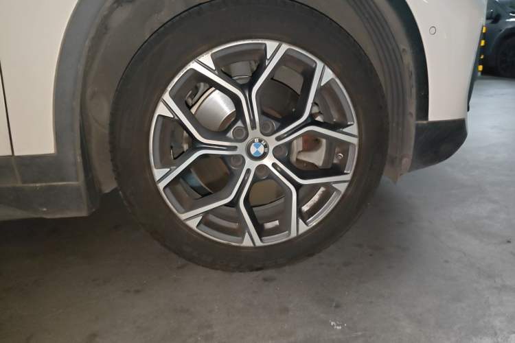 Used BMW X1 2020 sDrive25Li Leading Model Right Front Wheel Hub