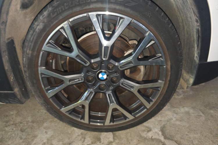 Used BMW X1 2020 xDrive25Li Luxury Edition Right Front Wheel Hub