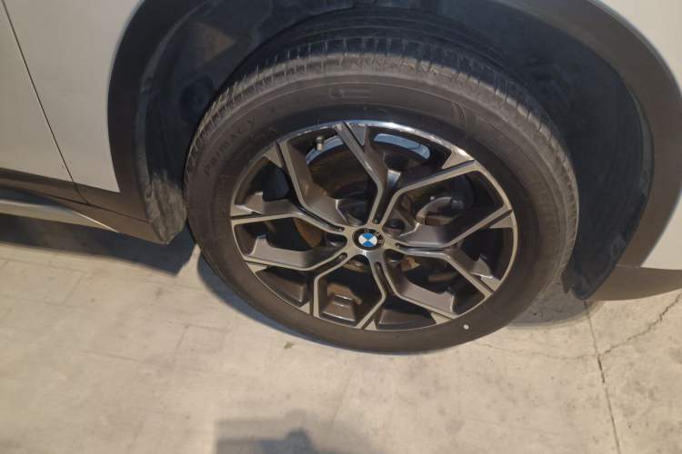 Used BMW X1 2020 sDrive20Li Premium Edition Right Front Wheel Hub