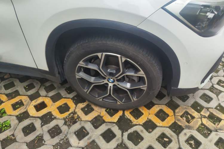 Used BMW X1 2020 sDrive25Li Leading Model Right Front Wheel Hub