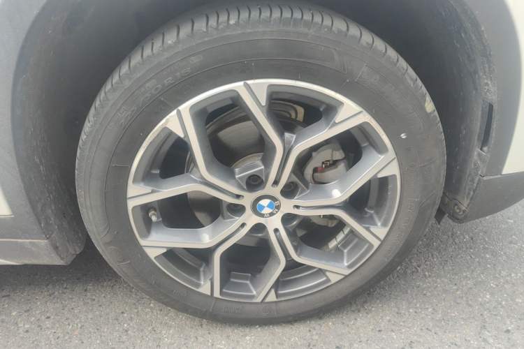 Used BMW X1 2020 sDrive20Li Premium Edition Right Front Wheel Hub