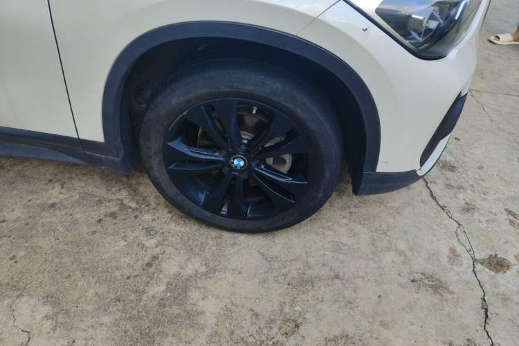Used BMW X1 2020 sDrive20Li Fashion Model Right Front Wheel Hub