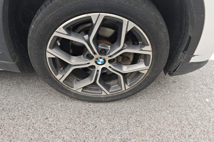 Used BMW X1 2020 sDrive20Li Premium Edition Right Front Wheel Hub