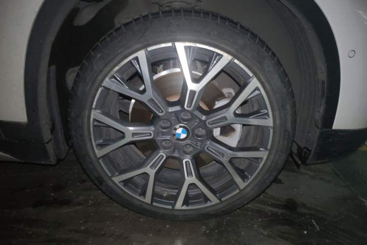 Used BMW X1 2020 xDrive25Li Luxury Edition Right Front Wheel Hub
