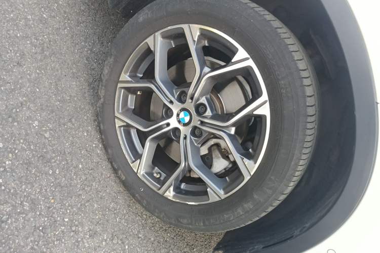 Used BMW X1 2020 sDrive25Li Leading Model Right Front Wheel Hub
