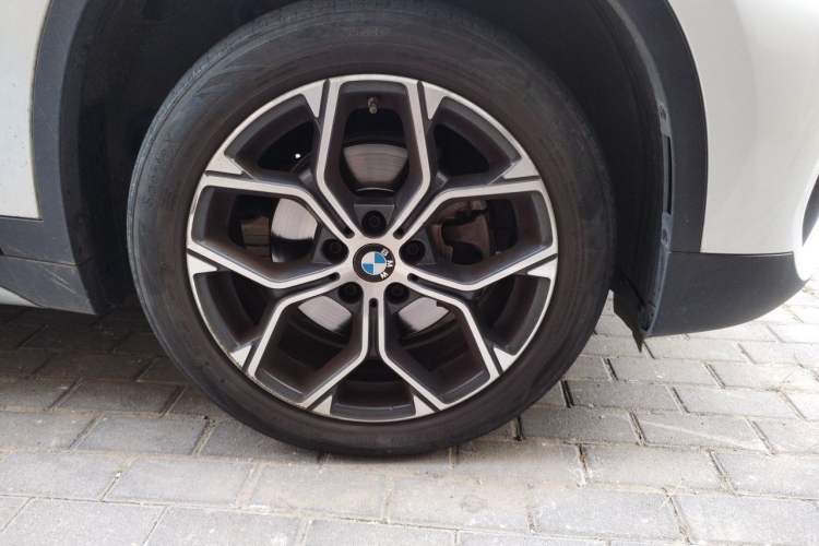 Used BMW X1 2020 sDrive20Li Premium Edition Right Front Wheel Hub