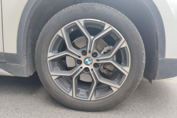 Used BMW X1 2020 sDrive20Li Premium Edition Right Front Wheel Hub