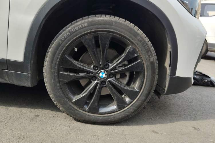 Used BMW X1 2020 sDrive20Li Fashion Model Right Front Wheel Hub