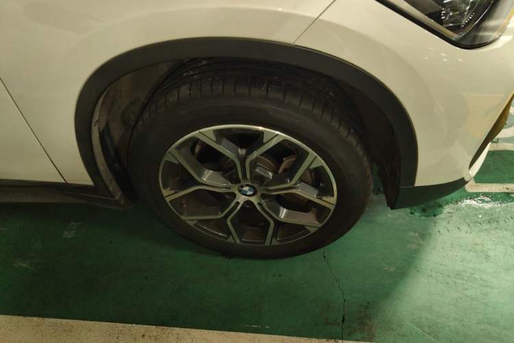 Used BMW X1 2020 sDrive25Li Leading Model Right Front Wheel Hub