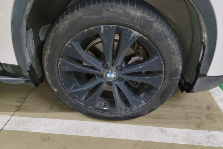Used BMW X1 2020 sDrive20Li Fashion Model Right Front Wheel Hub