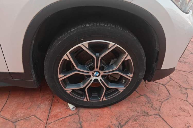 Used BMW X1 2020 sDrive25Li Leading Model Right Front Wheel Hub