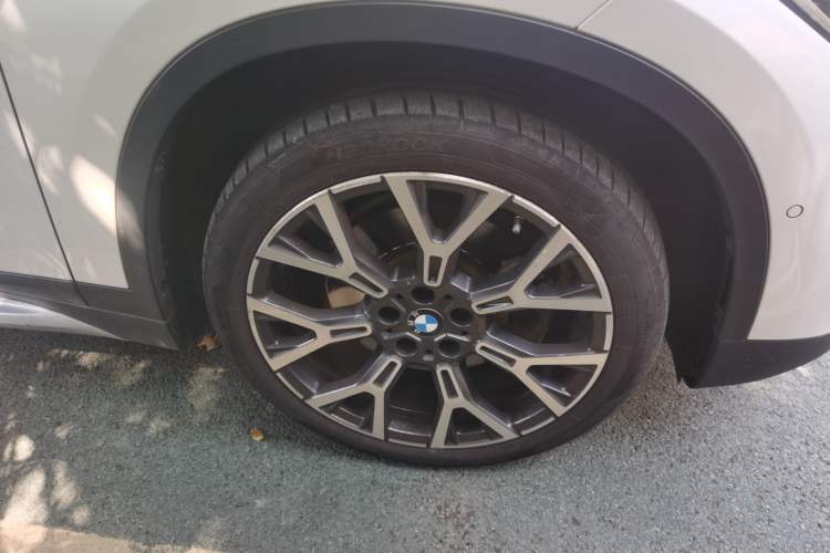 Used BMW X1 2020 xDrive25Li Luxury Edition Right Front Wheel Hub