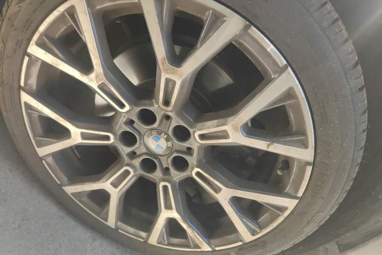 Used BMW X1 2020 xDrive25Li Luxury Edition Right Front Wheel Hub