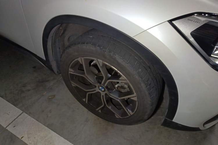Used BMW X1 2020 sDrive20Li Premium Edition Right Front Wheel Hub