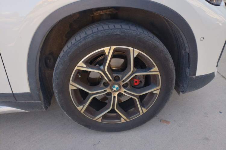 Used BMW X1 2020 sDrive20Li Premium Edition Right Front Wheel Hub
