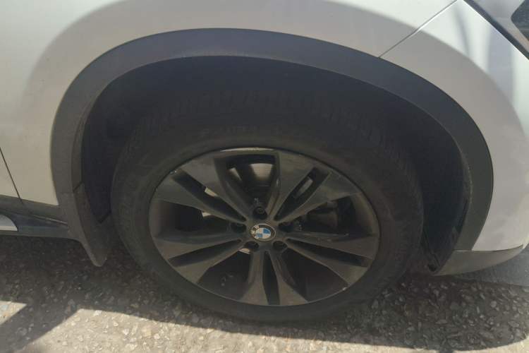 Used BMW X1 2020 sDrive20Li Fashion Model Right Front Wheel Hub