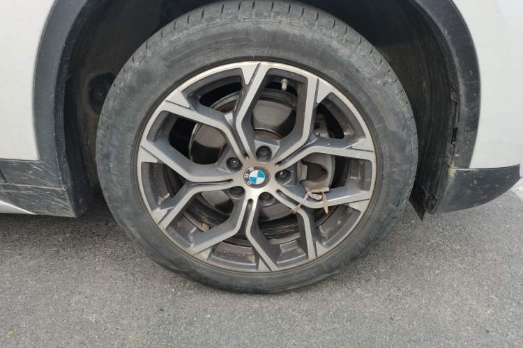 Used BMW X1 2020 sDrive20Li Premium Edition Right Front Wheel Hub
