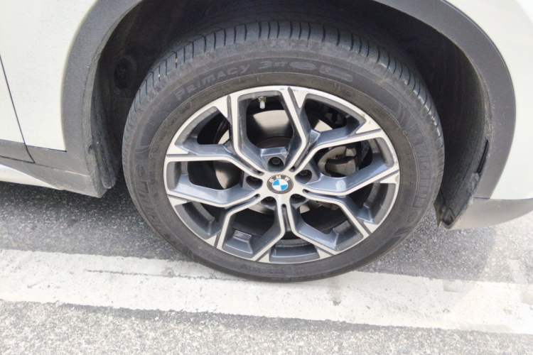 Used BMW X1 2020 sDrive20Li Premium Edition Right Front Wheel Hub