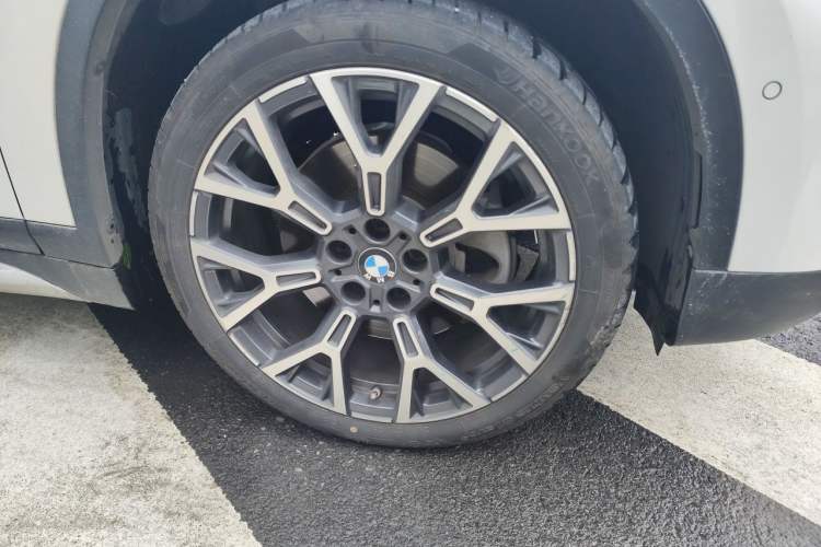 Used BMW X1 2020 xDrive25Li Luxury Edition Right Front Wheel Hub