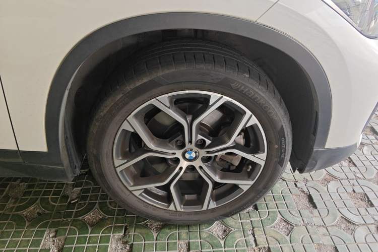 Used BMW X1 2020 sDrive25Li Leading Model Right Front Wheel Hub