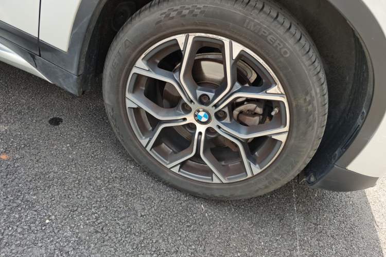 Used BMW X1 2020 sDrive20Li Premium Edition Right Front Wheel Hub