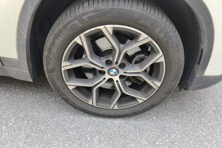 Used BMW X1 2020 sDrive25Li Leading Model Right Front Wheel Hub