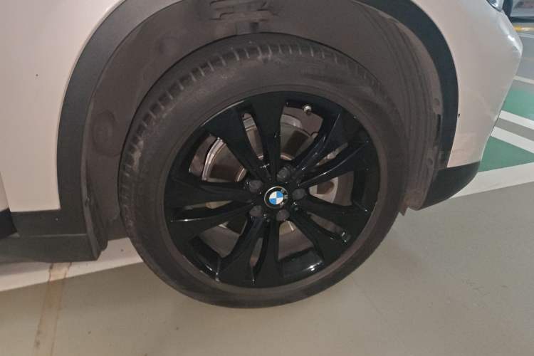 Used BMW X1 2020 sDrive20Li Fashion Model Right Front Wheel Hub