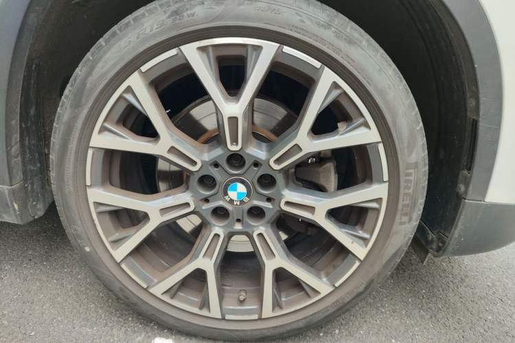 Used BMW X1 2020 xDrive25Li Luxury Edition Right Front Wheel Hub