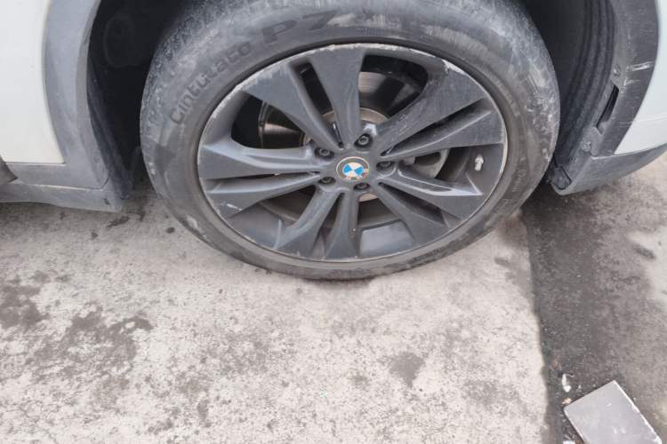 Used BMW X1 2020 sDrive20Li Fashion Model Right Front Wheel Hub