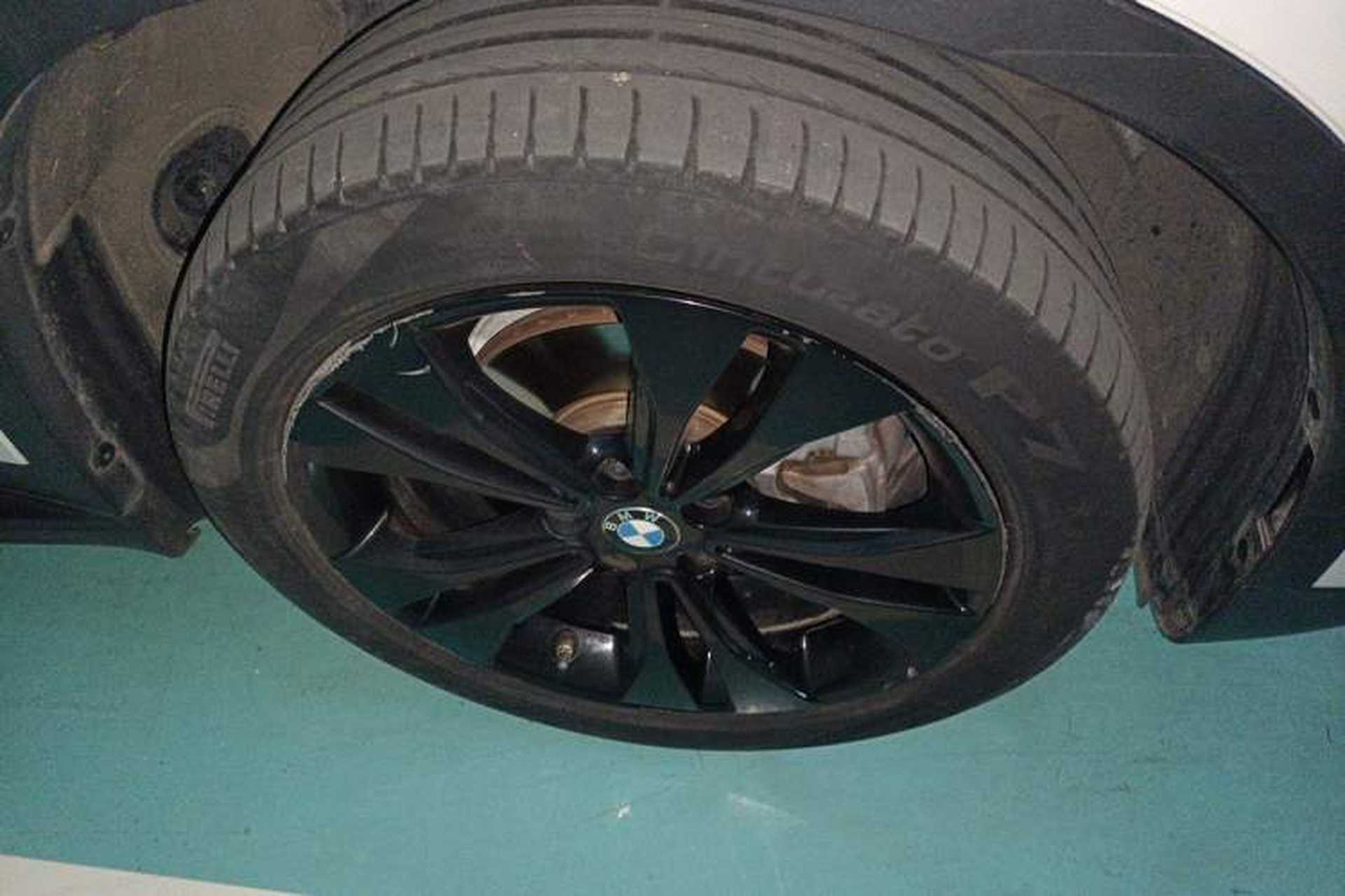 Used BMW X1 2020 sDrive20Li Premium Edition Right Front Wheel Hub